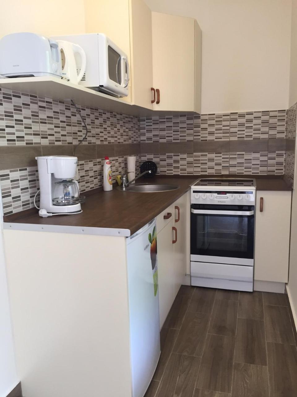Weninger Studio Apartman Kiskunhalas Dış mekan fotoğraf